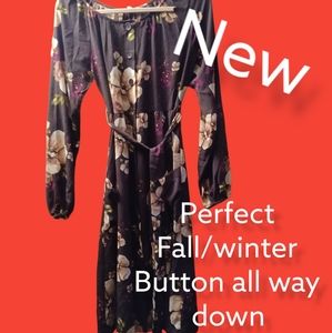 ONE OF MY personal favorites Women's size small midi 👗